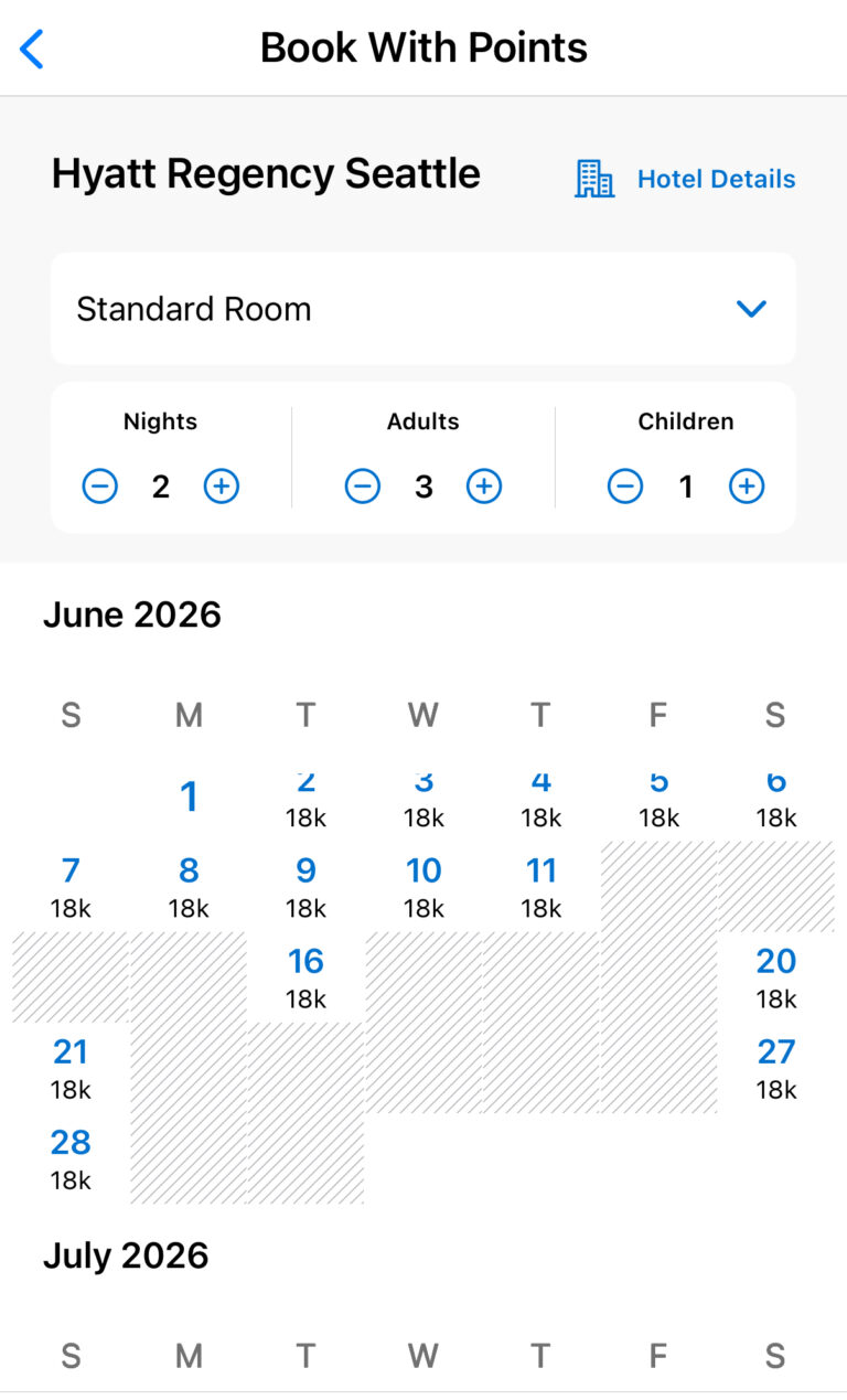 Calendario de Hyatt mostrando fechas disponibles y fechas bloqueadas para reservas con puntos