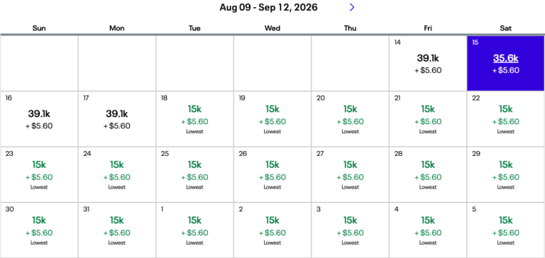 Calendario de fechas flexibles de United mostrando vuelos desde 15,000 millas + $5.60